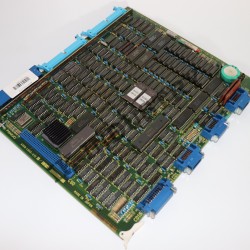 Fanuc A20B-1002-0700 CRT/MDI controller board
