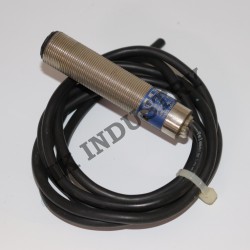 Telemecanique XU5M18PP340 photo-electric sensor