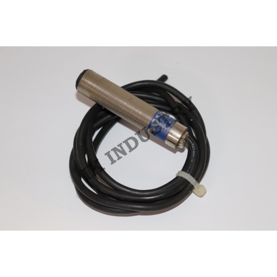 Telemecanique XU5M18PP340 photo-electric sensor