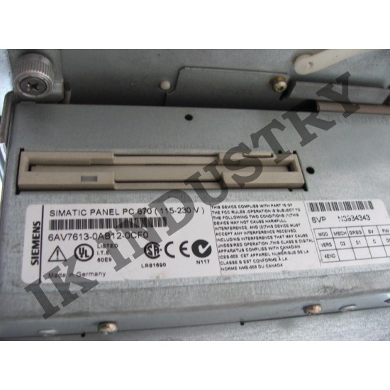 SIEMENS SIMATIC PC670 6AV7613-0AB12-0CF0 12 TFT WIN98 E OPERATOR PANEL 6AV7 613-0AB12-0CF0
